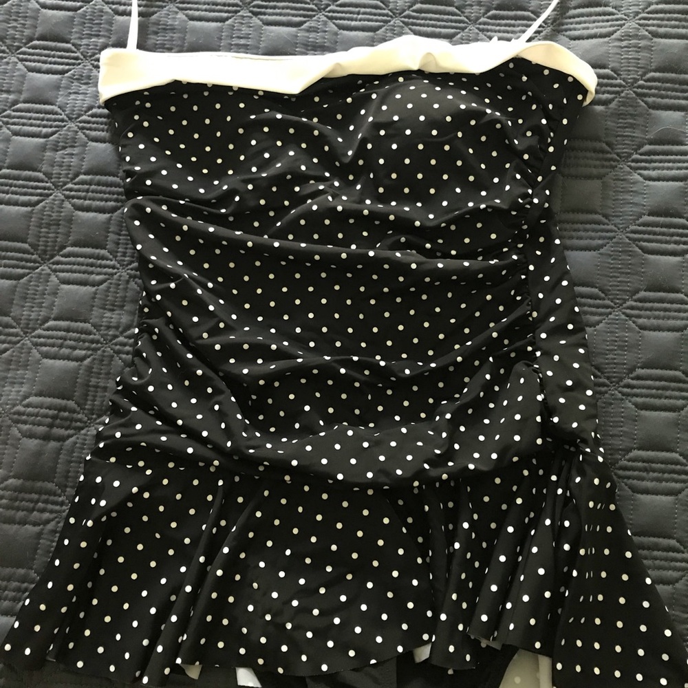 Adorable Polk a dot 1 piece suit
